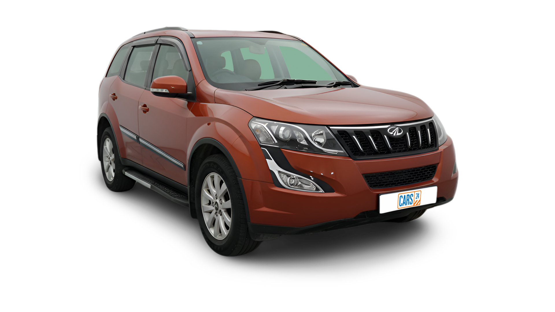 Mahindra XUV500-img